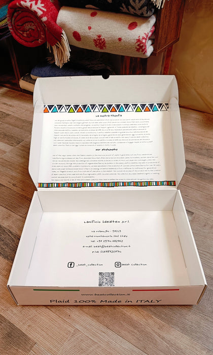 Navajo Wool Blend Blanket - Native American Design 200cm x 155cm